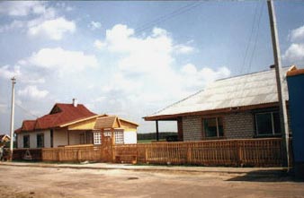 Straw-bale houses