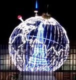 Welcom Paris agreement Eiffel in Globe